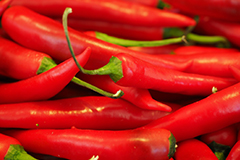 Hot and spicy foods can help to effectively ease congestion and stuffy noses.